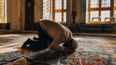 Her farz namazın ardından kaza namazı kılmak istiyorum. Sabah ve ikindi namazlarının ardından kaza namazı kılabilir miyim?